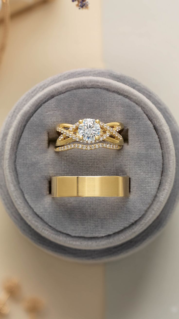 Custom ring set presented in a JVP Jewelers box